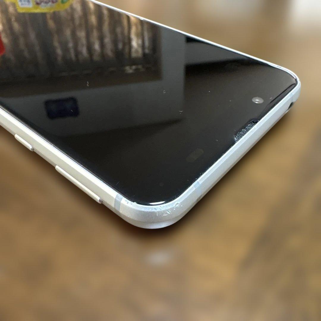 AQUOS sense3 basicシルバー 本体