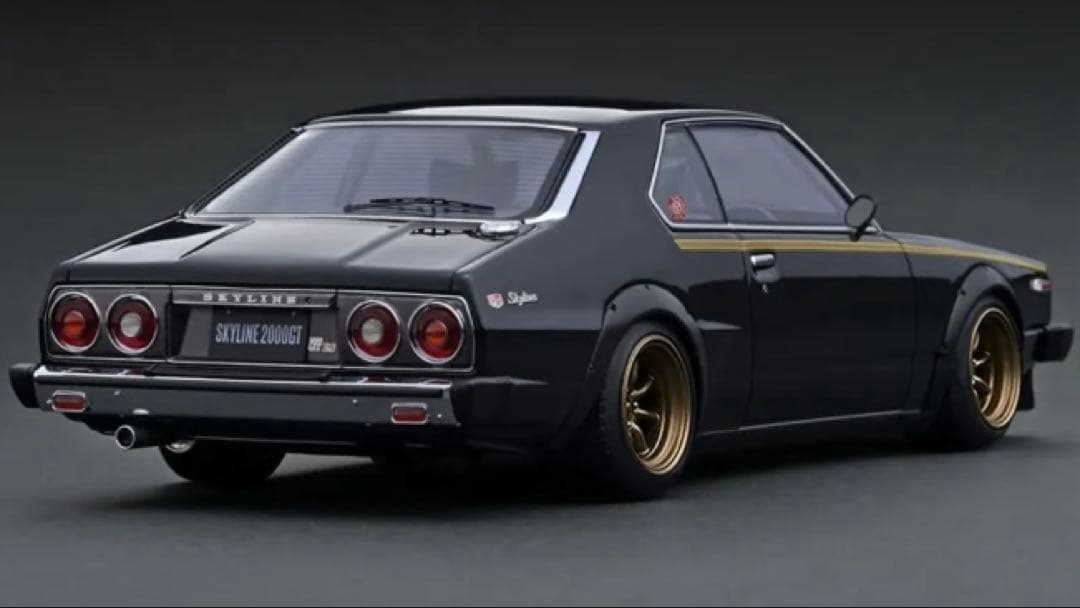 イグニッションモデル1/18Nissan Skyline 2000 GT-ES