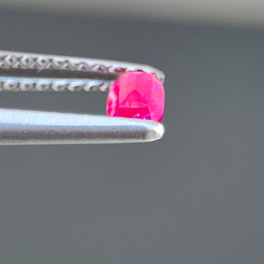 スリランカ産非加熱天然ルビールース