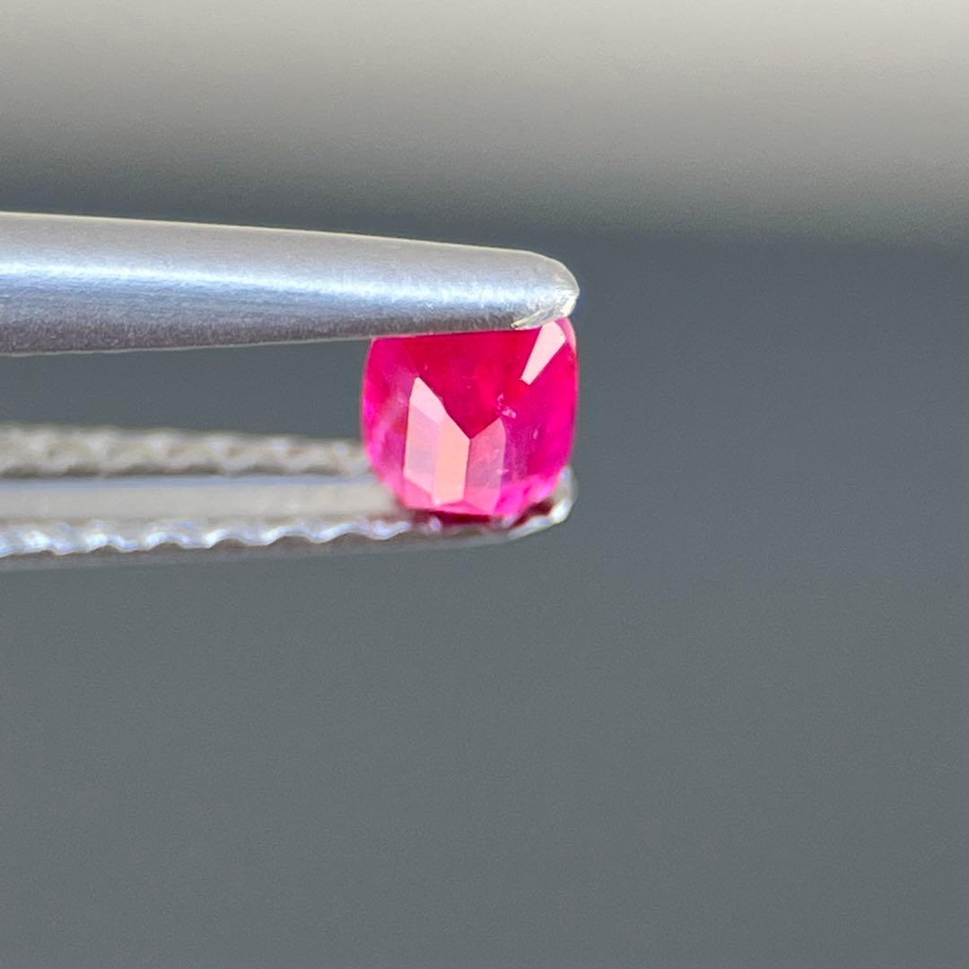 スリランカ産非加熱天然ルビールース