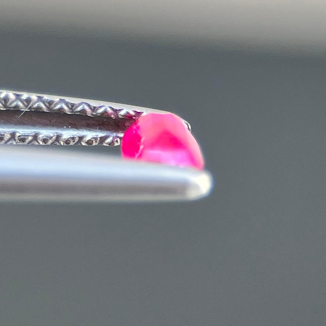 スリランカ産非加熱天然ルビールース