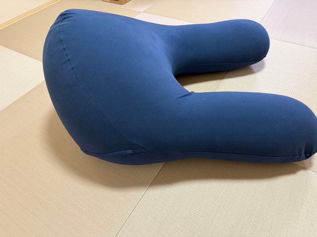 Yogibo プレミアム U字型 ビーズクッション ネイビー