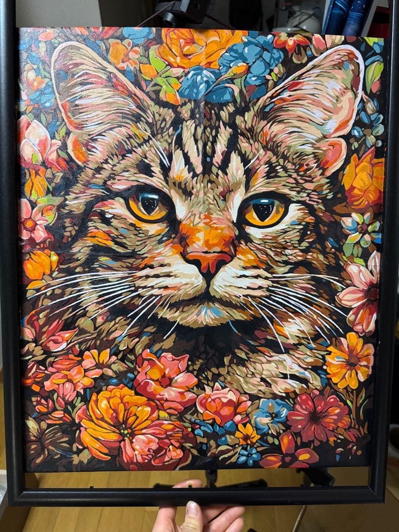 カラフルな猫のフラワーアート
