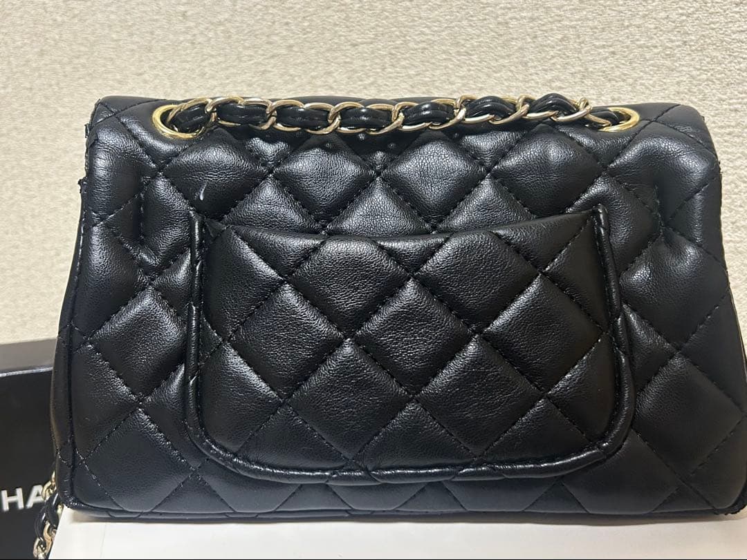 中古　CHANEL ブラック キルティング バッグ