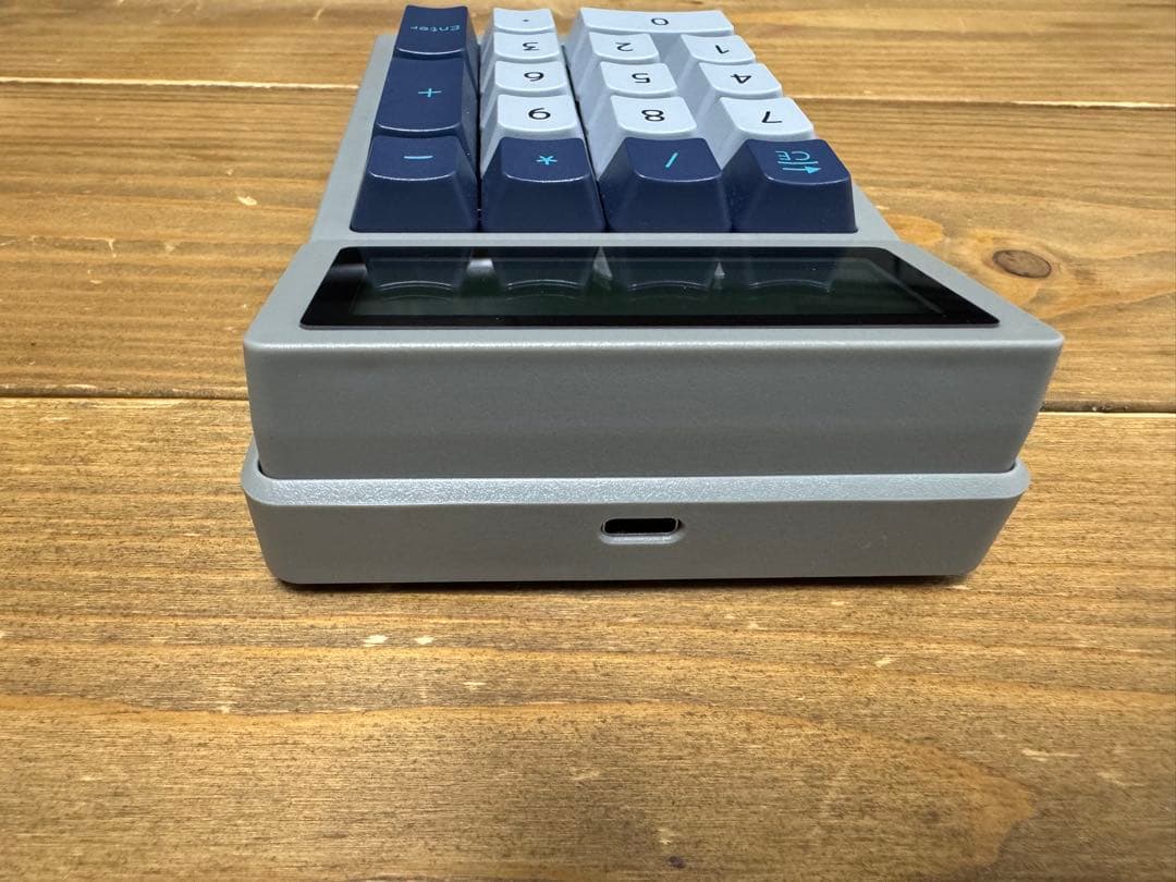 美品☆DENTEN 電卓テンキー 2in1 Bluetooth ワイヤレス 赤軸