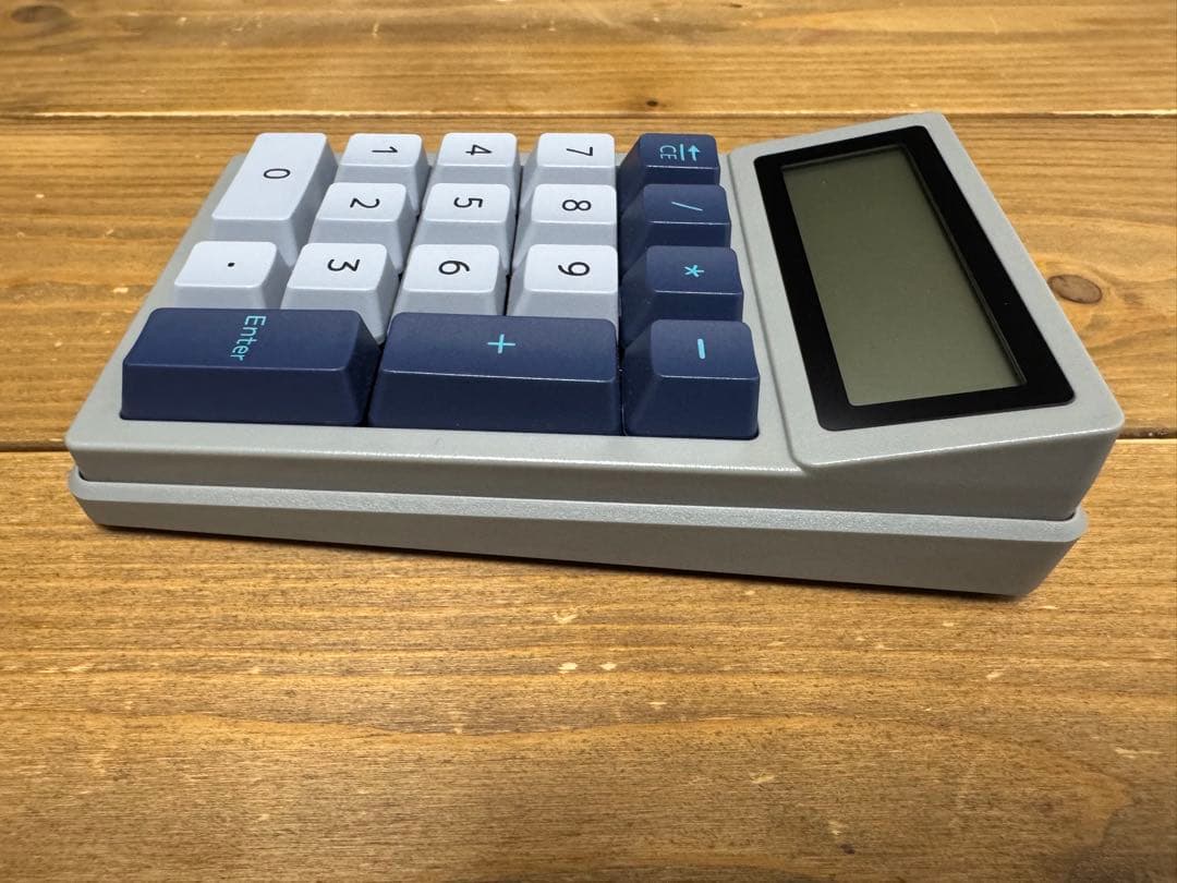 美品☆DENTEN 電卓テンキー 2in1 Bluetooth ワイヤレス 赤軸