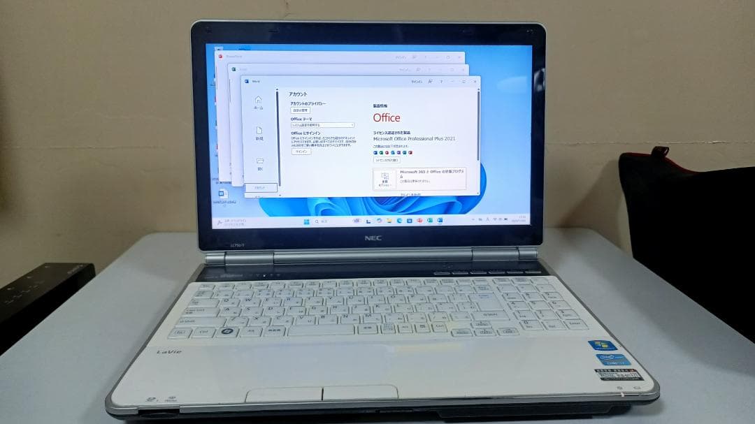 Blu-ray⭐️ノートパソコンNEC Core i7 SSD256Gメモリ8G