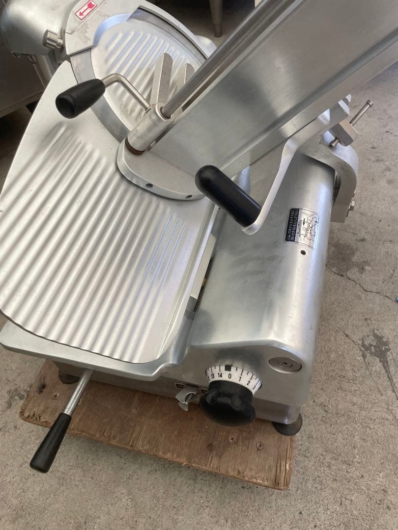 なんつね HBC-2S 自動 ミート スライサー 3相200V 冷凍肉