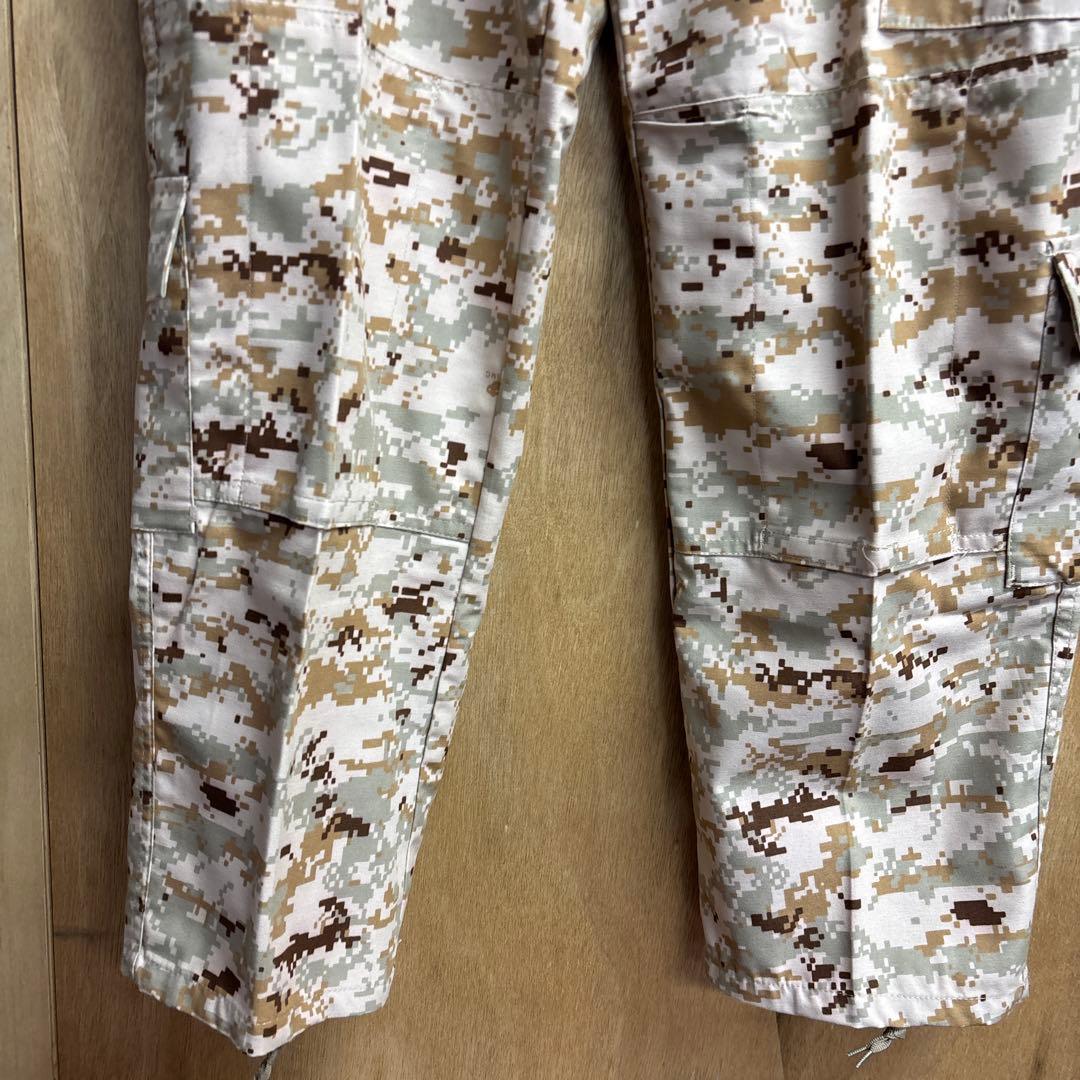 迷彩服 ジャケットとパンツのセット　0203o204