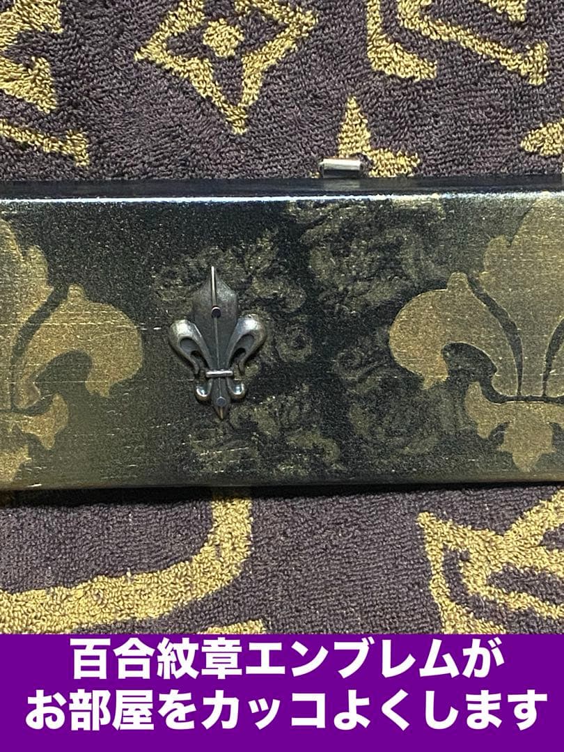 ゴシック♦️百合紋章エンブレム 壁掛け ハンガーラック♦️杉♦️黒＆金♦️未使用♦️送料込