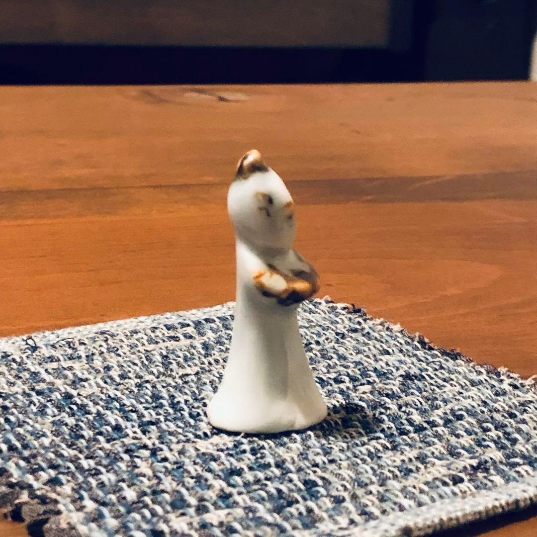 李朝の白磁鉄絵人形（鉄砂人形）男女一対　朝鮮民藝明器