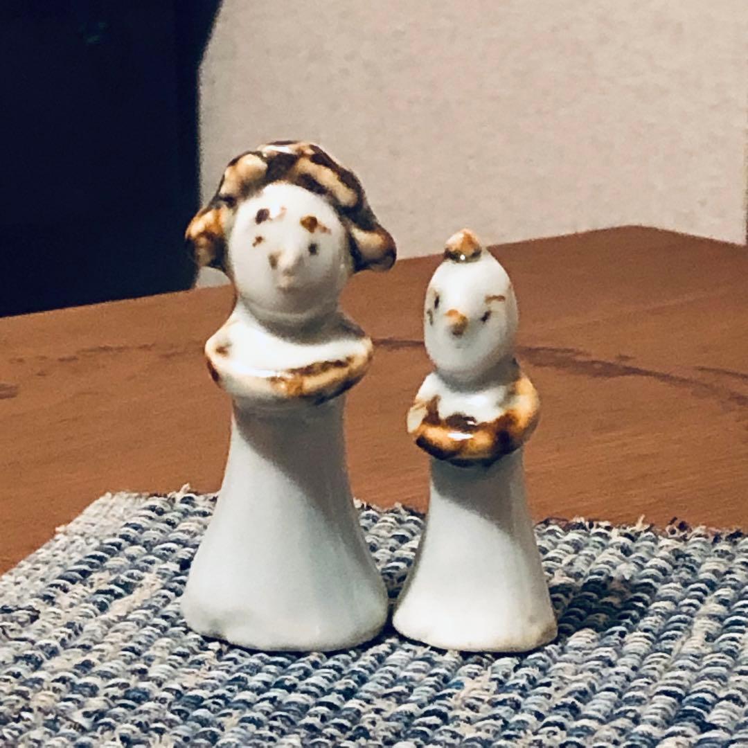 李朝の白磁鉄絵人形（鉄砂人形）男女一対　朝鮮民藝明器