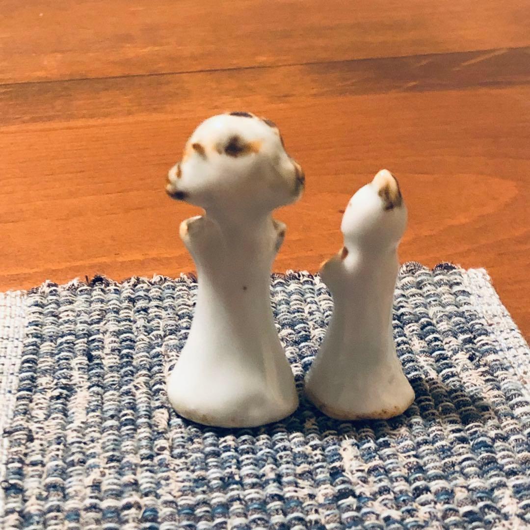 李朝の白磁鉄絵人形（鉄砂人形）男女一対　朝鮮民藝明器