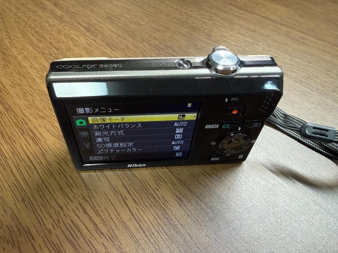 Nikon COOLPIX S6000 コンパクトデジタルカメラ シルバー