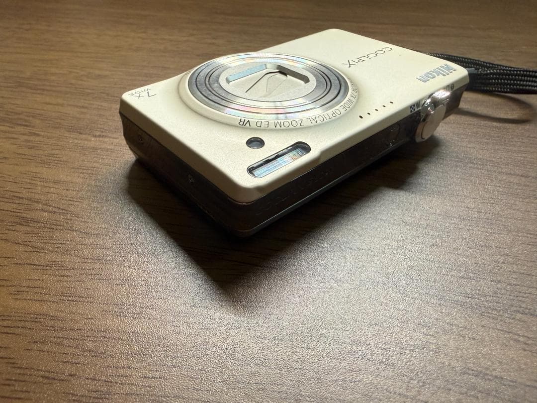 Nikon COOLPIX S6000 コンパクトデジタルカメラ シルバー