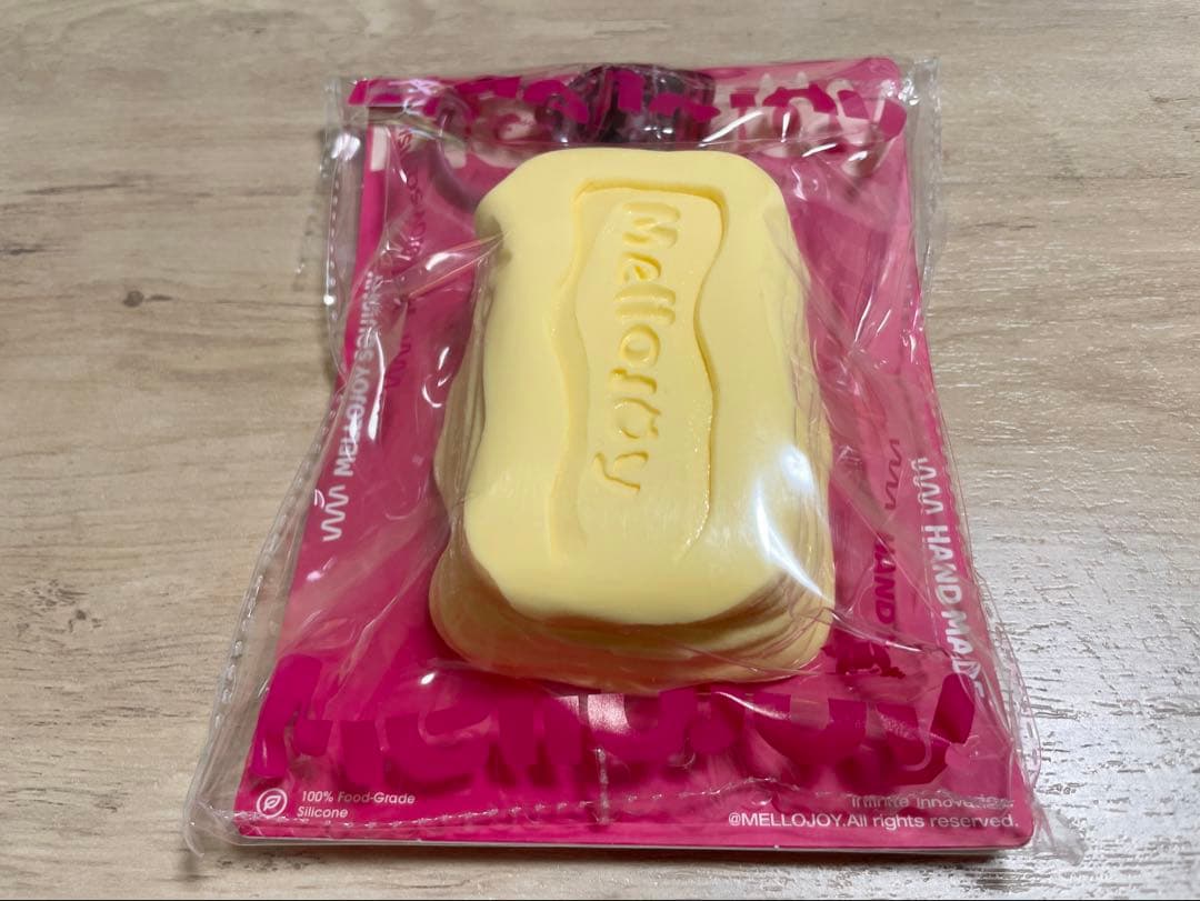 【未使用】Mellojoy メロジョイ　スクイーズ　焼き餅　バタークリームチーズ