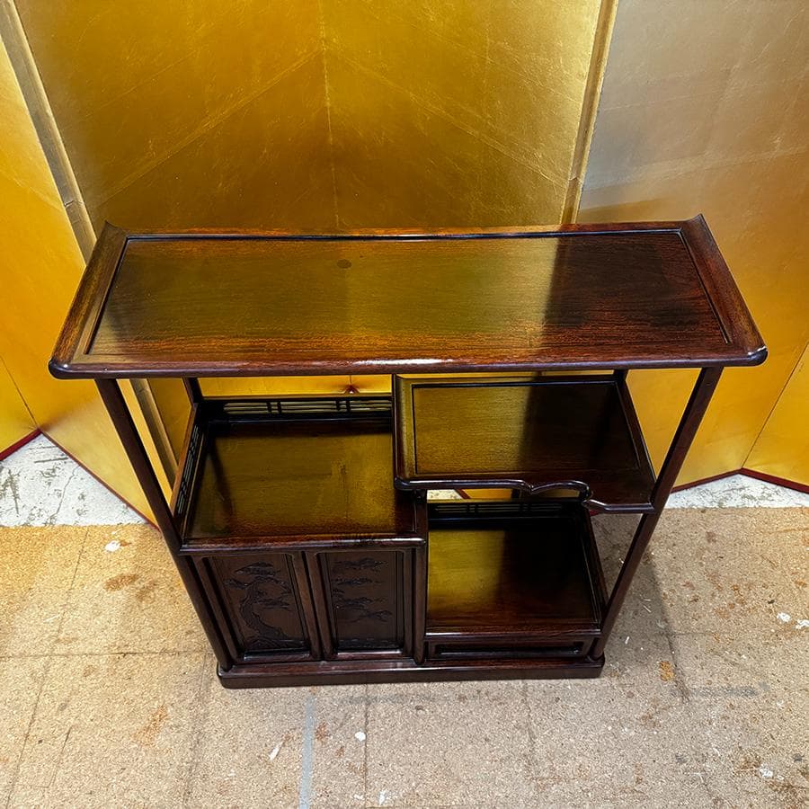 唐木 無垢 小ぶりで人気の茶棚 高さ85cm 違い棚 松のず 茶箪笥 茶室