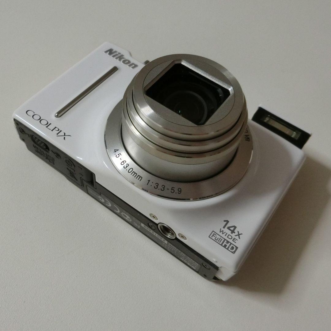 Nikon COOLPIX S8200 ホワイト