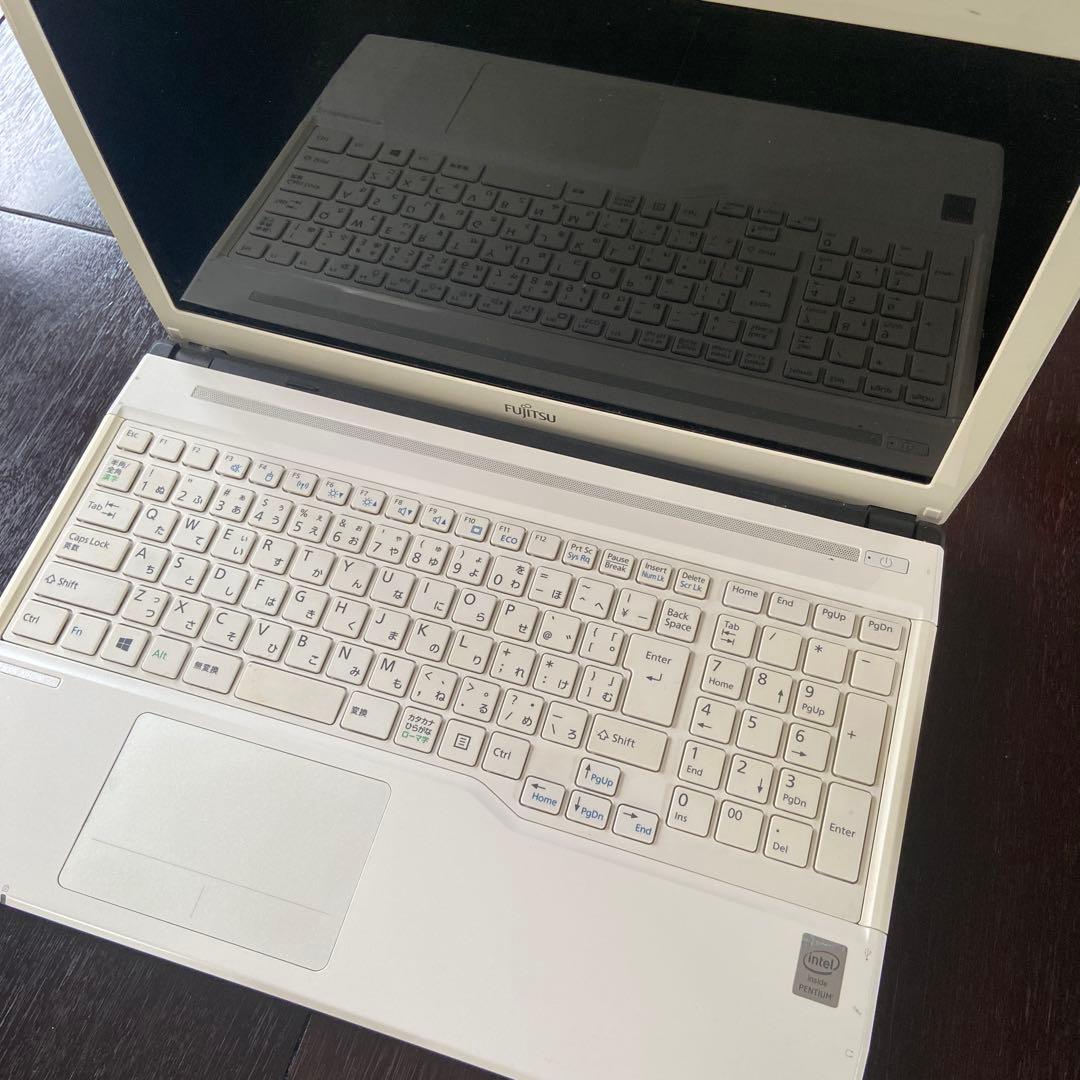 富士通 LIFEBOOK AH42/M ノートパソコン