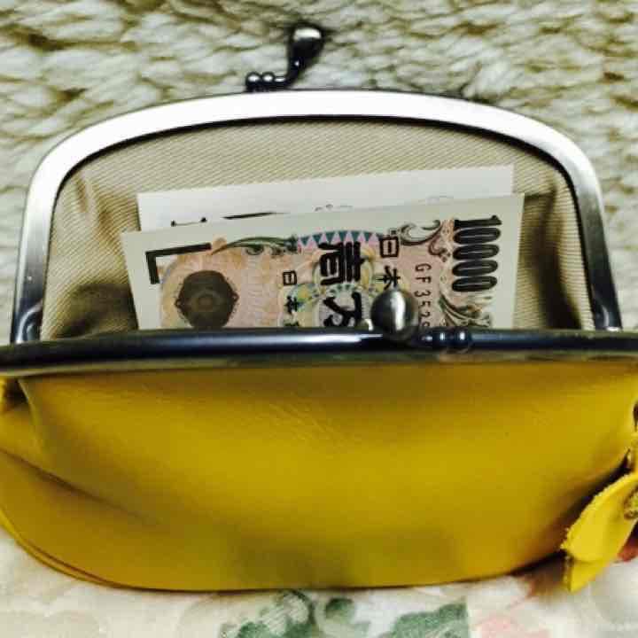 【送料無料】本革がま口親子財布《新品、未使用》人気のカラー／レモンイエロー