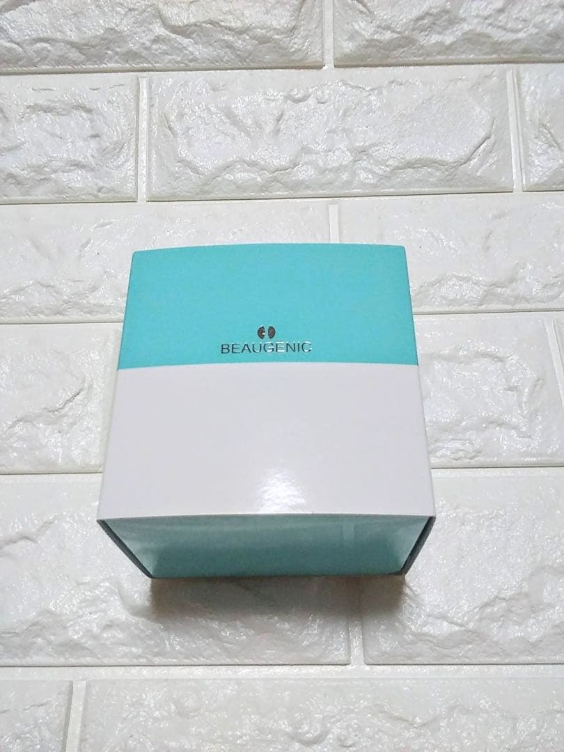 パフ型肌アイロン美顔器　BeauGenic　ビュージェニック]