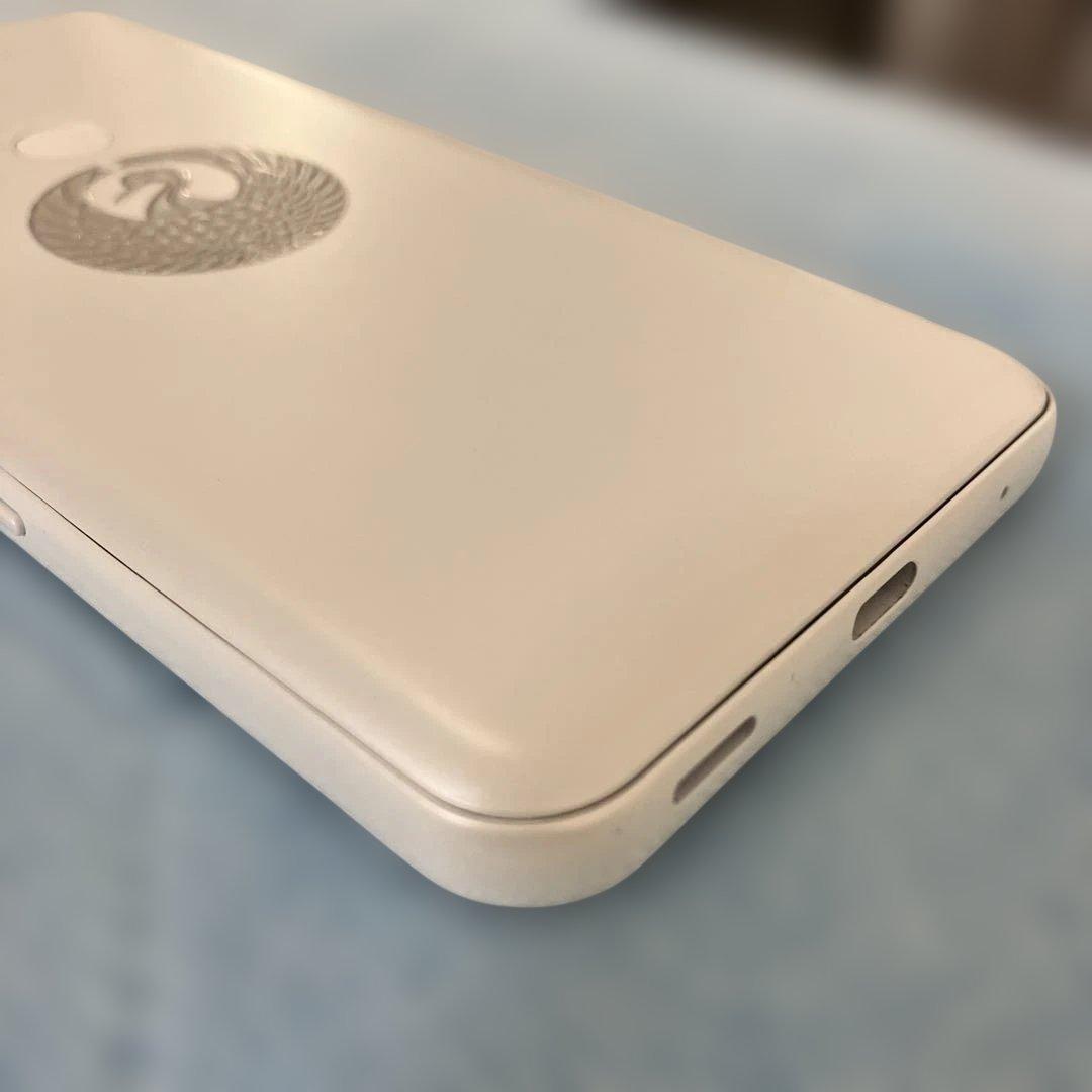 arrows We FCG01 64GB ホワイト　スマートフォン