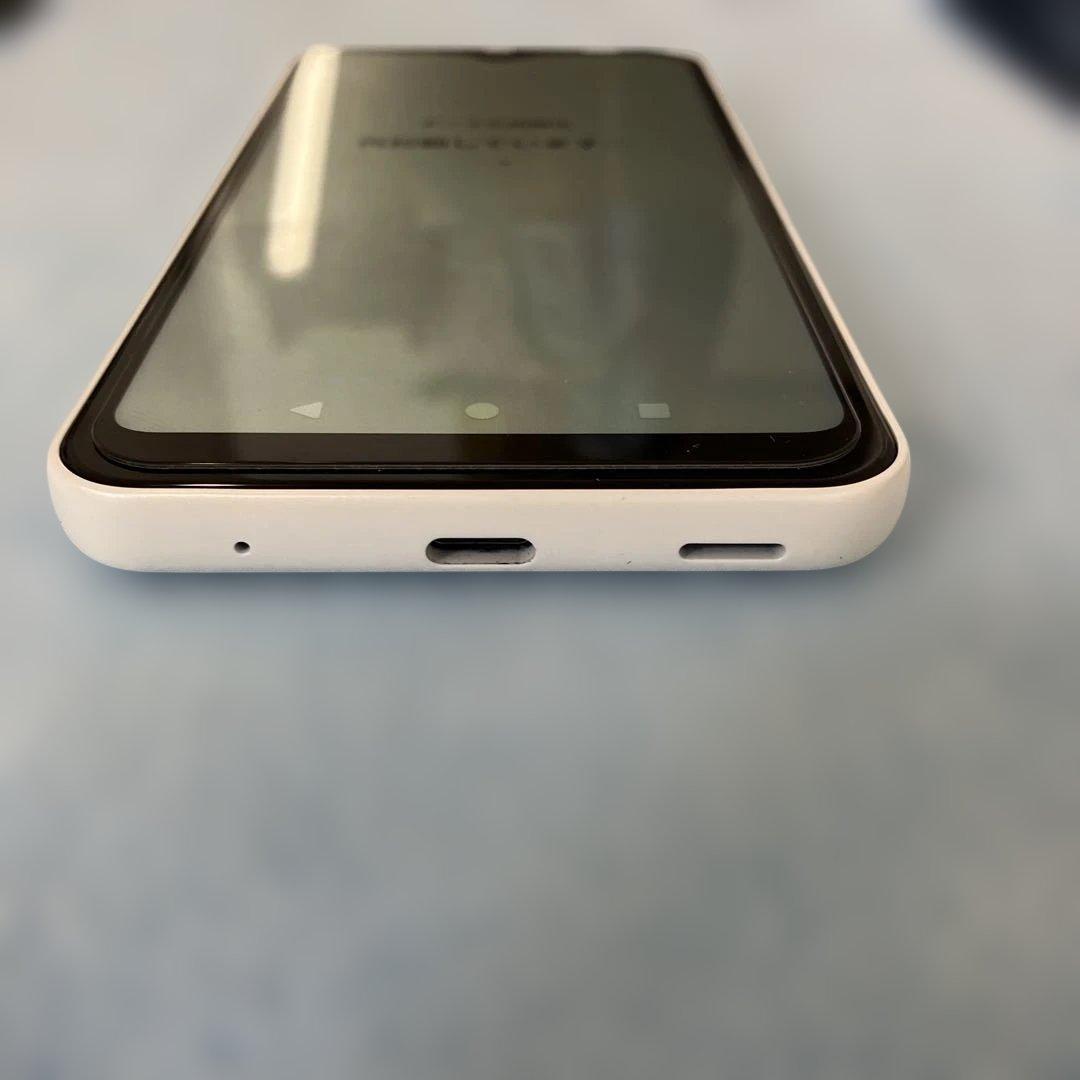 arrows We FCG01 64GB ホワイト　スマートフォン