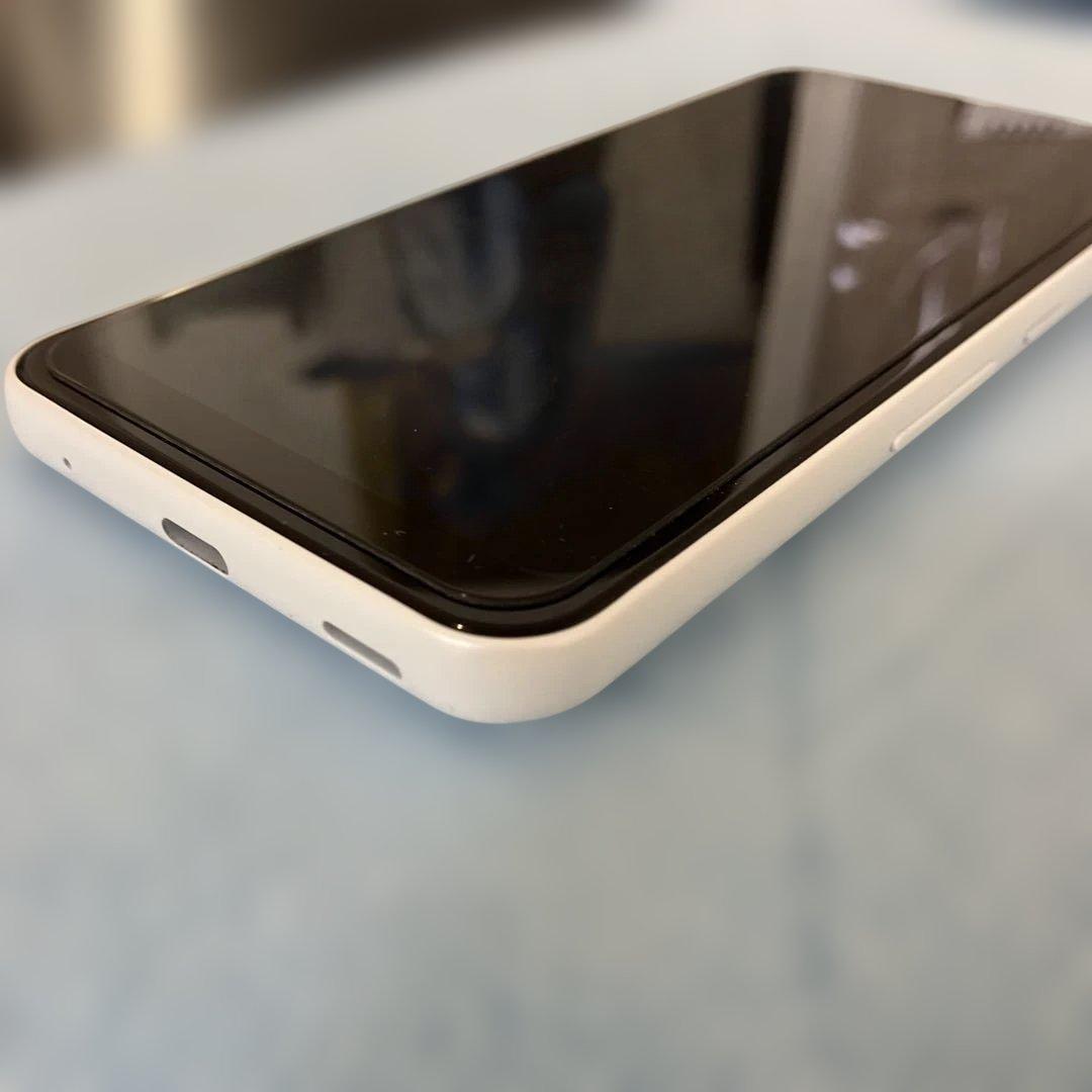 arrows We FCG01 64GB ホワイト　スマートフォン