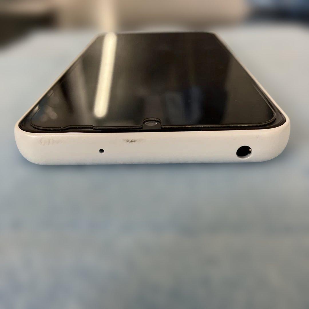 arrows We FCG01 64GB ホワイト　スマートフォン