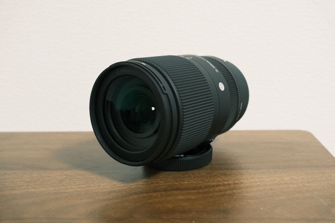 [ほぼ新品・限定価格] SIGMA16-300mm F3.5-6.7 Xマウント