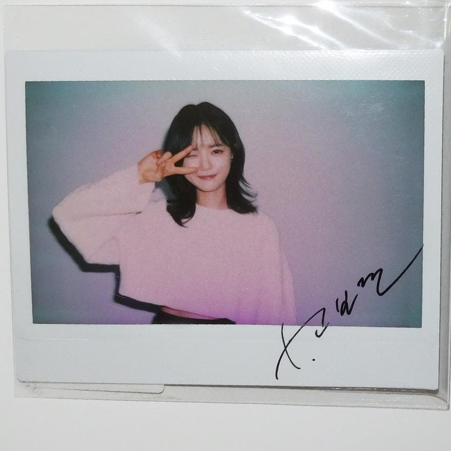 コ・ボギョル 聖なるアイドル 直筆サイン入りチェキ