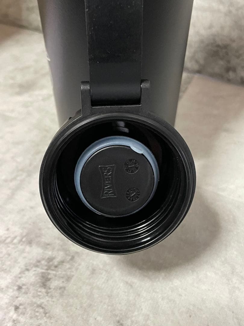 S フラスクスタウト 700ml ジェリーマルケス ブラック　リバース