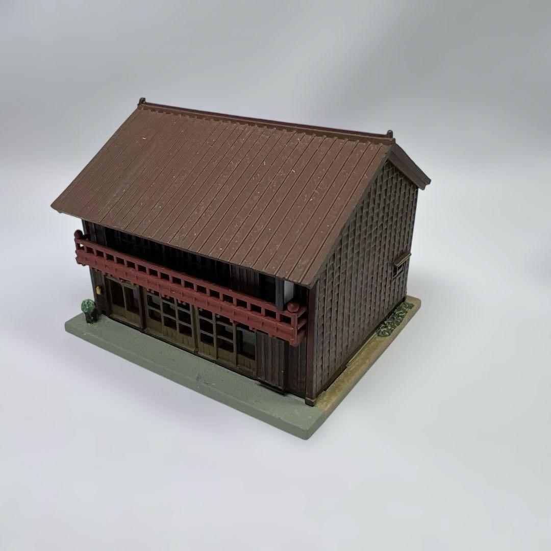 Nゲージ　鉄道模型　ジオタウン　跨線橋　商店　民家　住宅　トイレ　車　等々19点