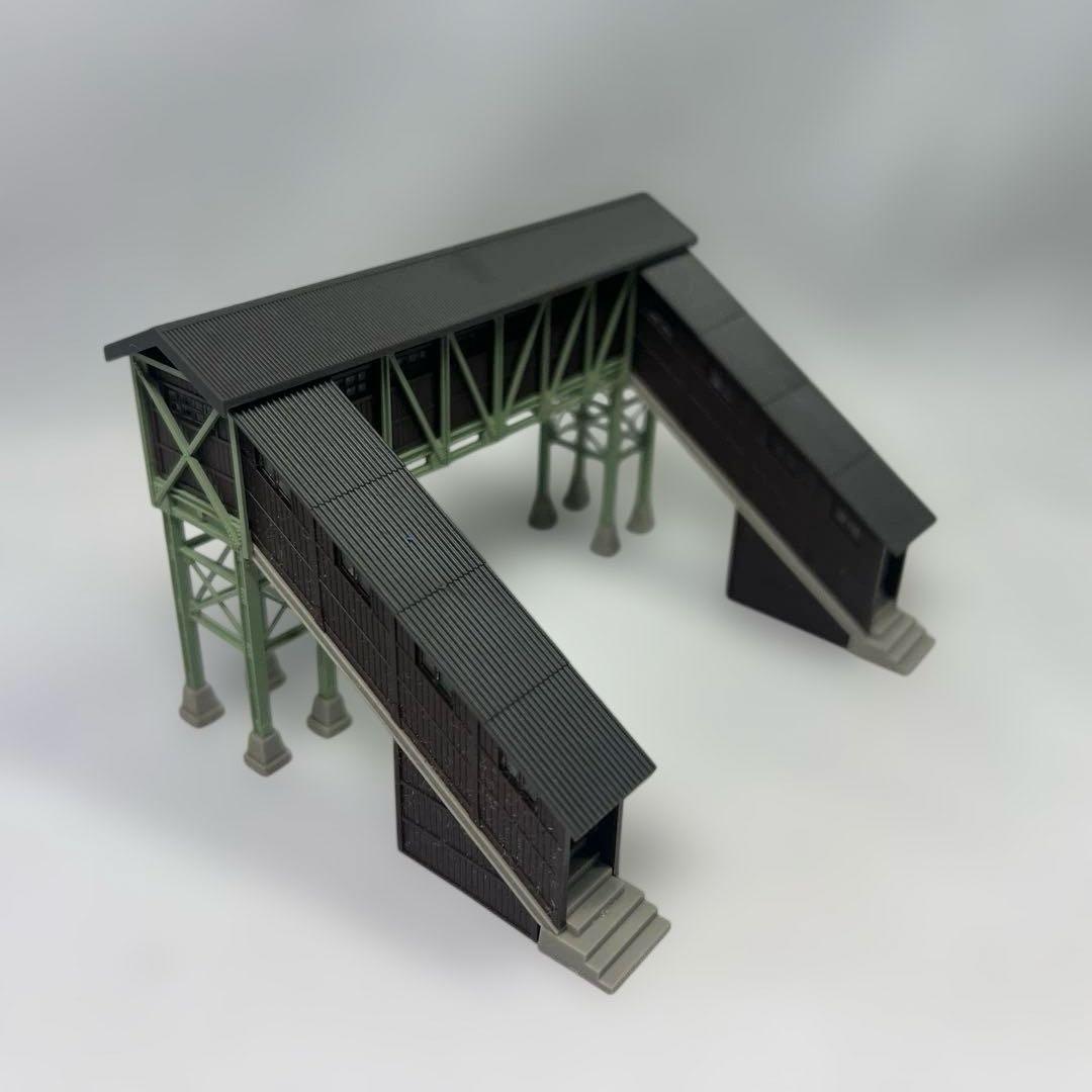 Nゲージ　鉄道模型　ジオタウン　跨線橋　商店　民家　住宅　トイレ　車　等々19点