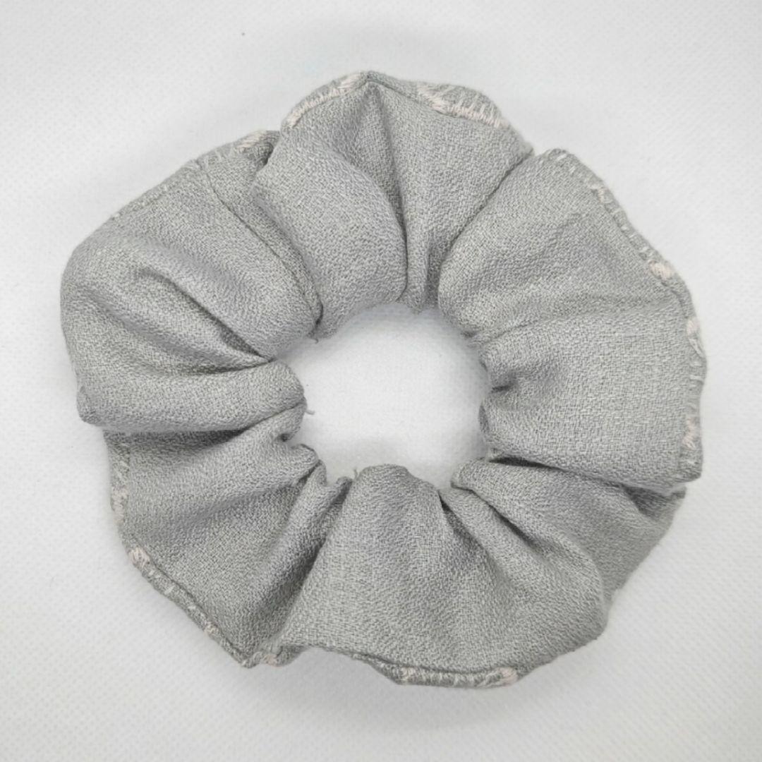 ミナペルホネン シュシュ ヘアゴム anemone