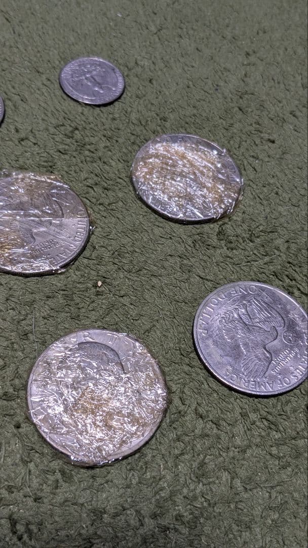 アイゼンハワー　1972年1ドル5枚　ケネディハーフダラー2枚など　フィルム巻