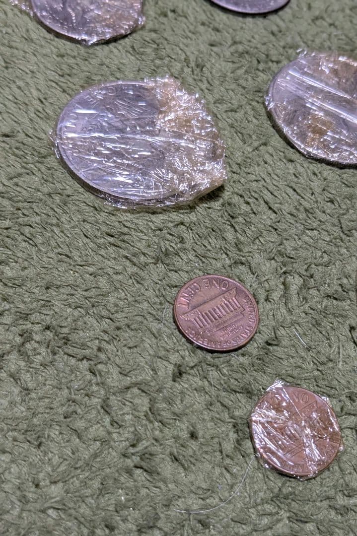 アイゼンハワー　1972年1ドル5枚　ケネディハーフダラー2枚など　フィルム巻