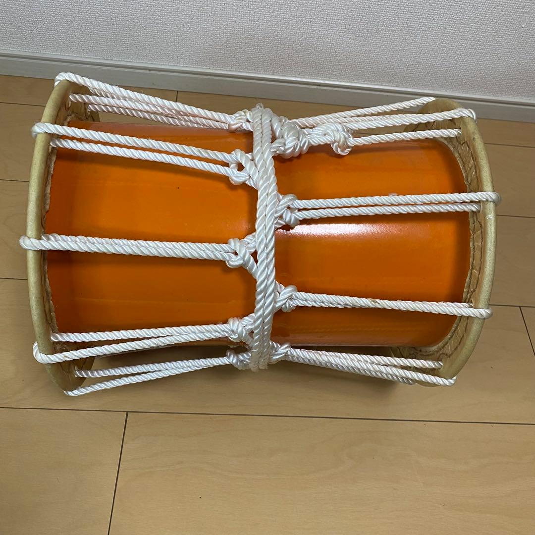 ≪美品≫かつぎ桶太鼓 鼓面27cm 高さ33cm 軽量(初心者～中級者)