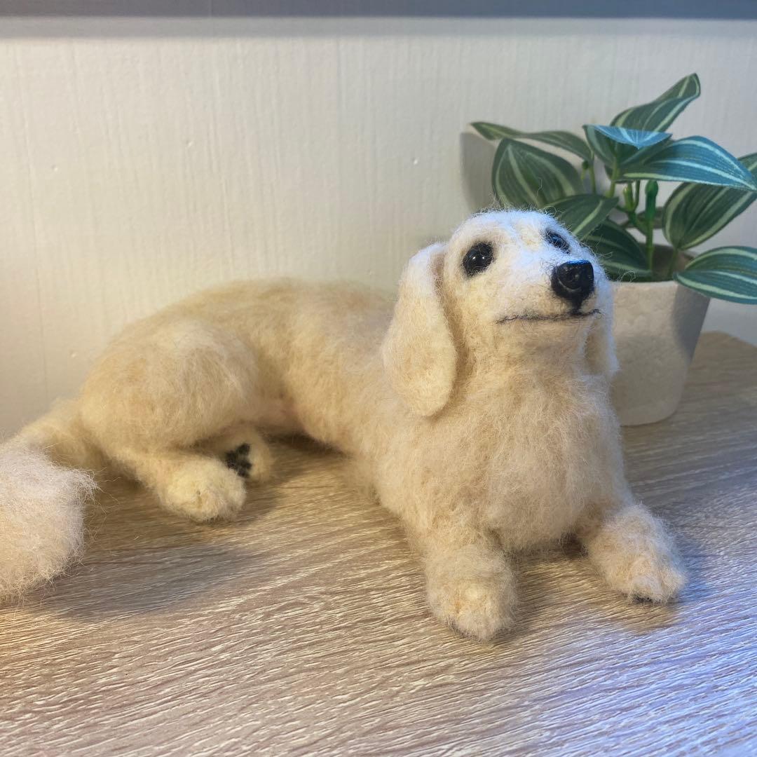 羊毛フェルト　ミニチュアダックス　犬