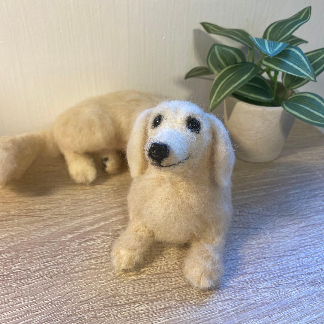 羊毛フェルト　ミニチュアダックス　犬