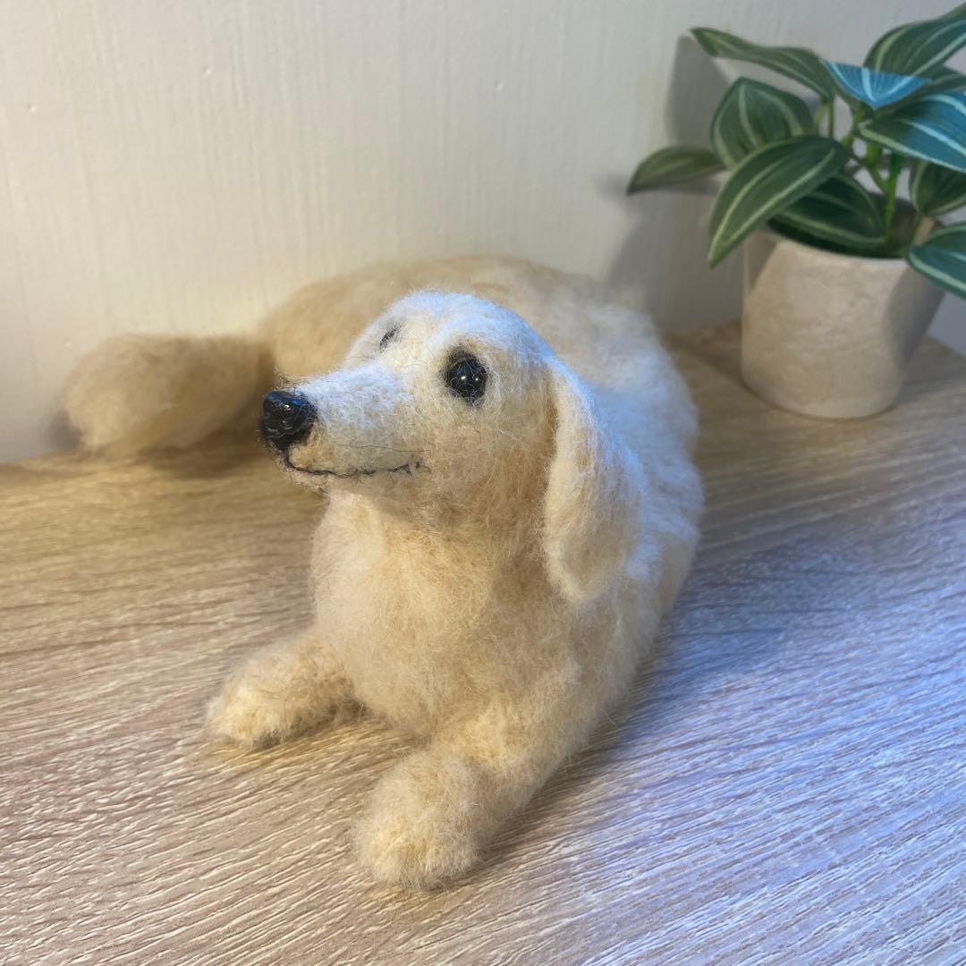 羊毛フェルト　ミニチュアダックス　犬