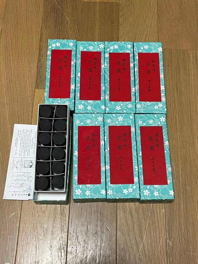 鳩居堂　聞香用　炭團　新品未開封品　撮影用に一つ開封