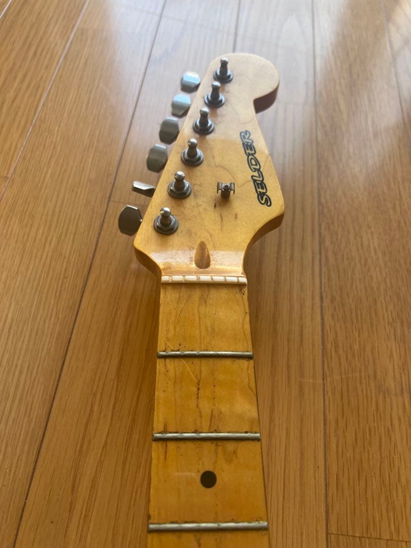 SELDER ストラトキャスタータイプ