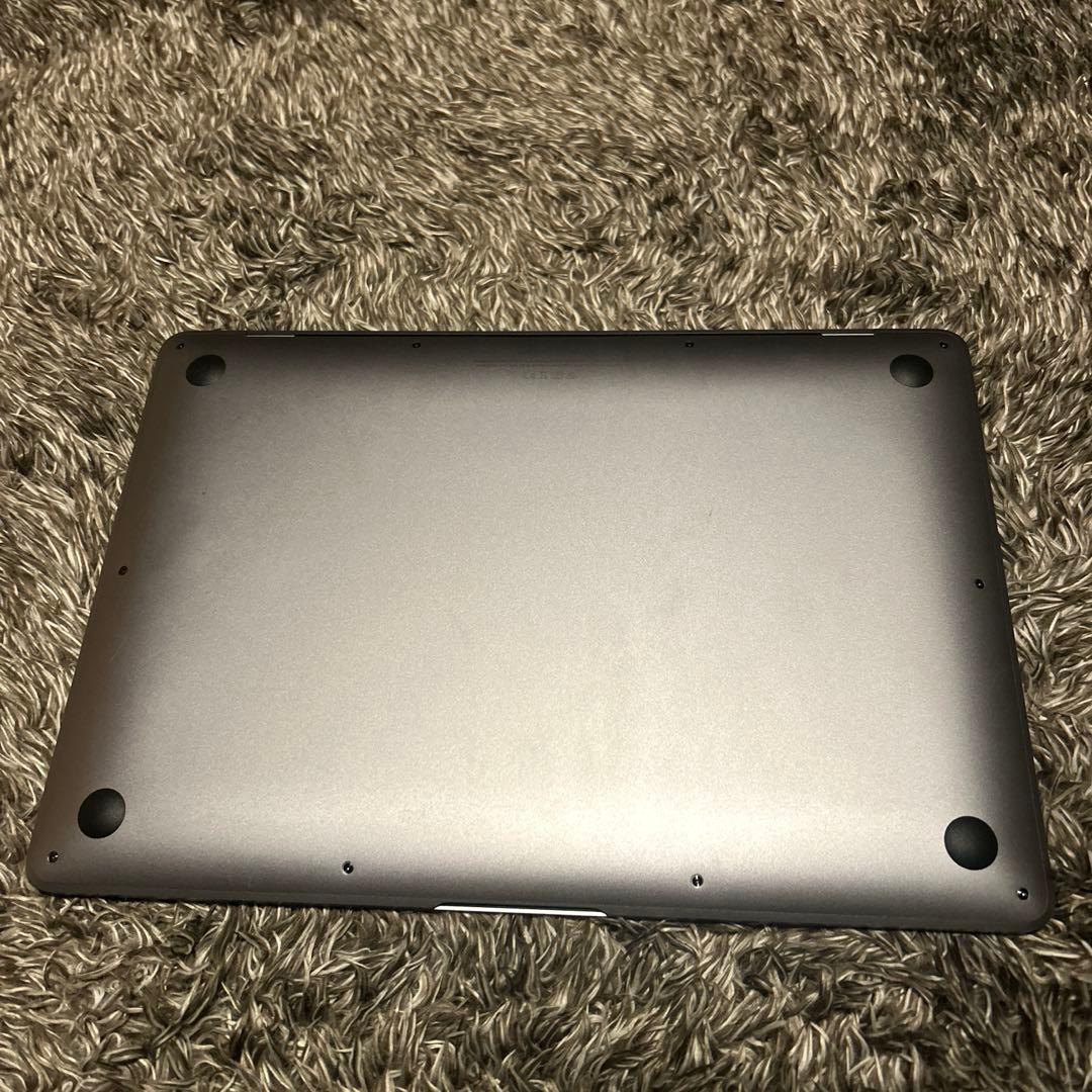 【極美品】充放電回数８回！MacBook Air M1 256GB/8GB
