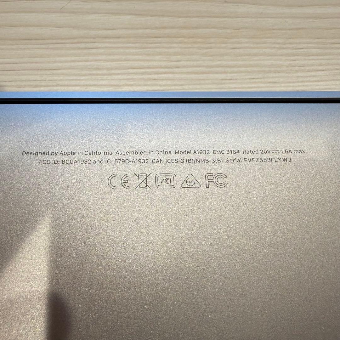 MacBook本体 Apple MacBook Air Retina 13inch 2019