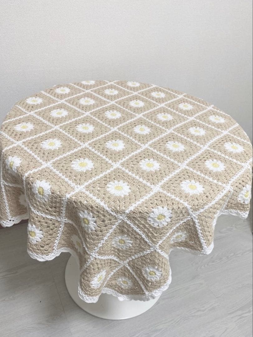 【80㎝×100㎝】おくるみ　ブランケット　大判　膝掛け　花柄　【カフェラテ】