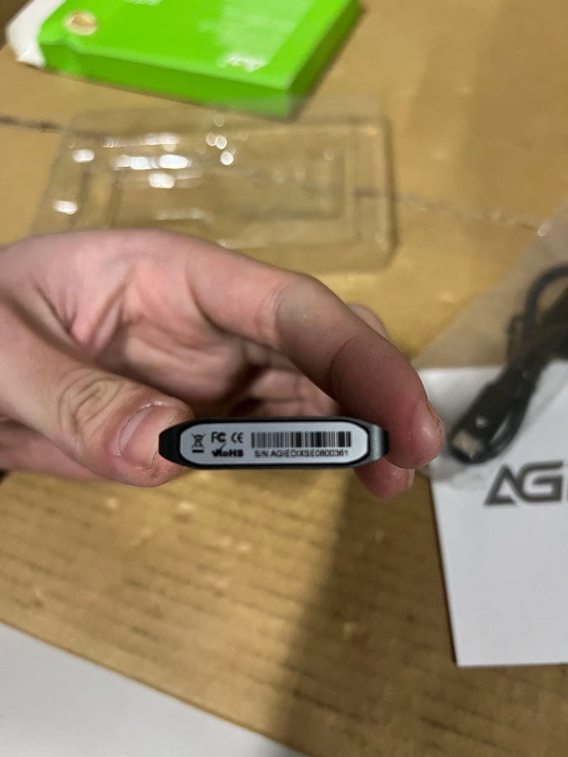 AGI 1TB ED198 外付けSSD、USB3.2 Gen2