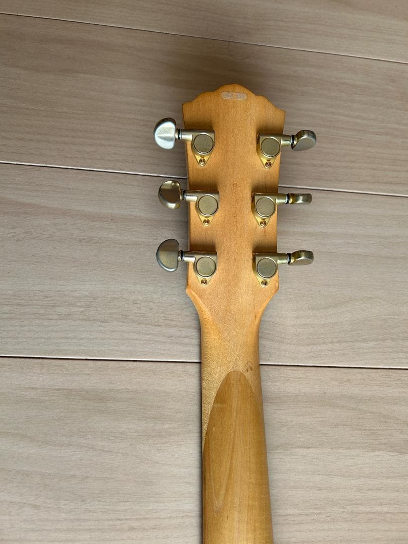 YAMAHA セミアコ AEX520 ブラック「中古」