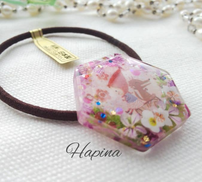 おとぎの国 赤ずきんちゃんの世界 六角形レジンヘアゴム