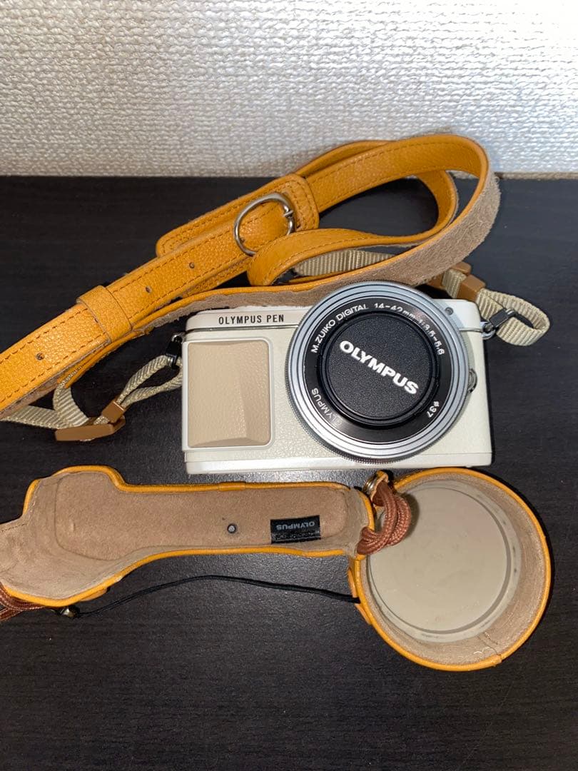 OLYMPUS PEN ホワイト ミラーレス一眼 14-42mmレンズ